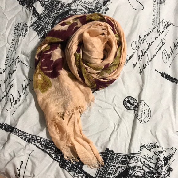 Scarf - Picture 2 of 2